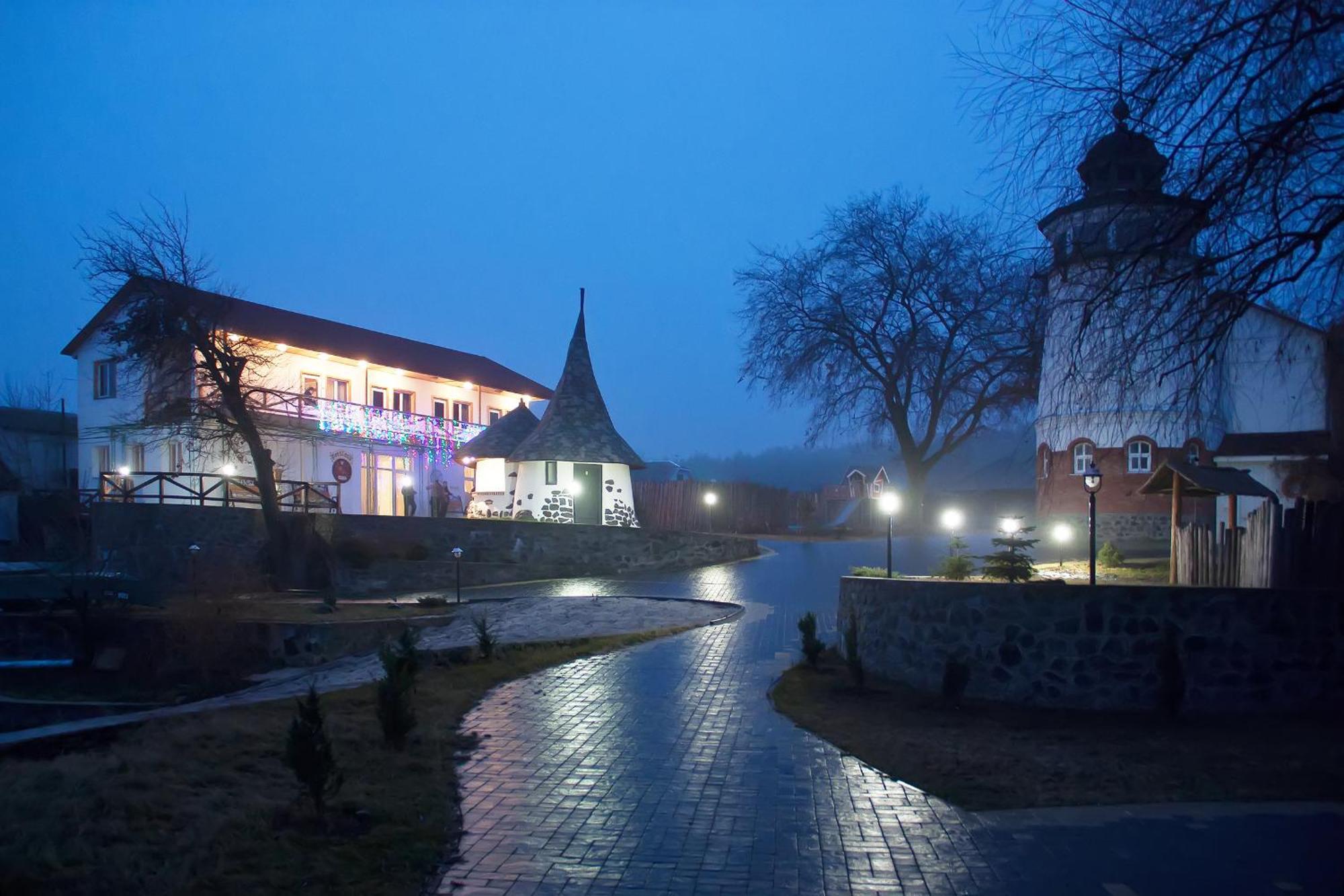 Mayak Resort Kam'yani Potoky المظهر الخارجي الصورة